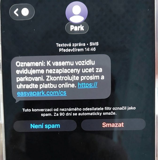 Vážení uživatelé,  Policie ČR nově varuje před SMS s informací o úhradě parkování. 