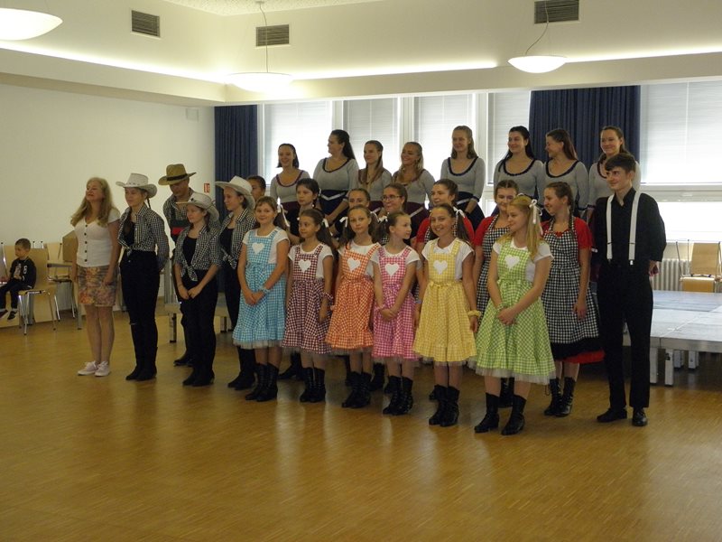 Den seniorů na Vinohradech ve společenském sále ...