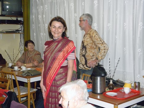 Indie a oblékání sárí 25. února 2014